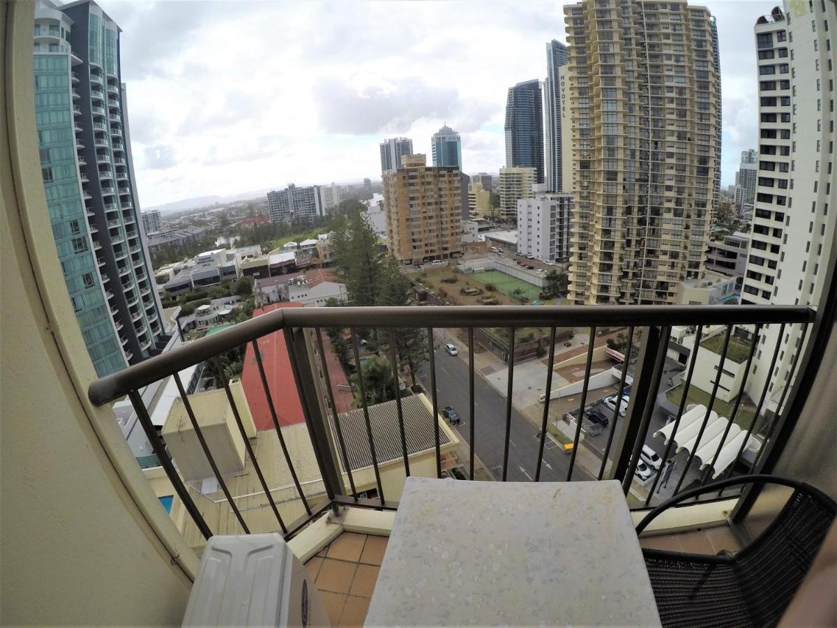 Surfers Holiday Apartments Gold Coast Exterior photo