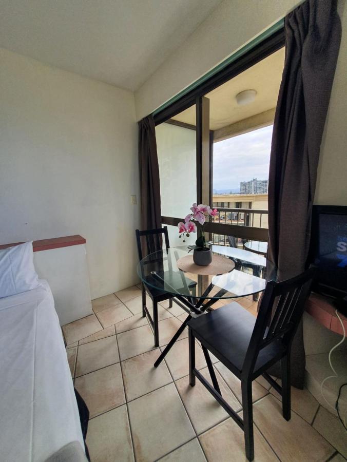 Surfers Holiday Apartments Gold Coast Exterior photo